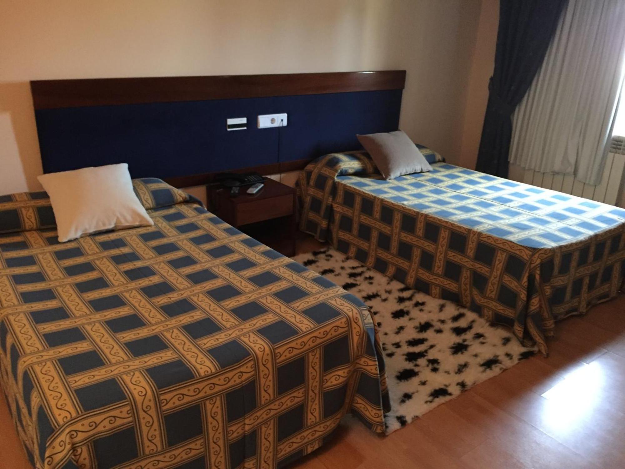 Hotel Santa Cruz Montaos Ruang foto