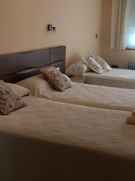 Hotel Santa Cruz Montaos Ruang foto
